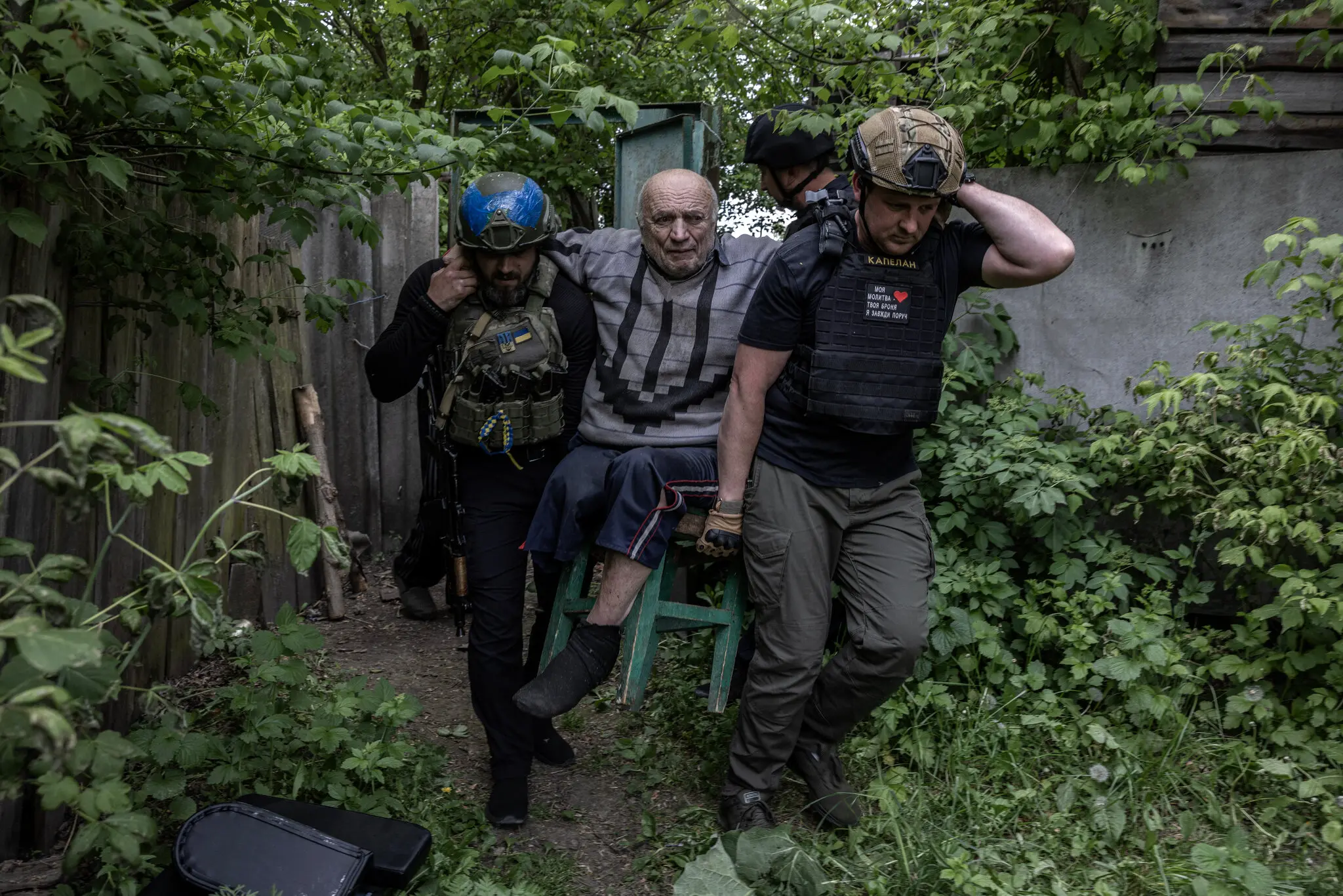 Під невпинним російським наступом Україна перейшла в оборонну позицію